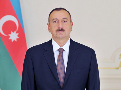 Prezidentdən professora TƏBRİK
