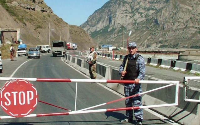 Bakıdan Tehrana bayram JESTİ: 22 məhbus İrana verildi