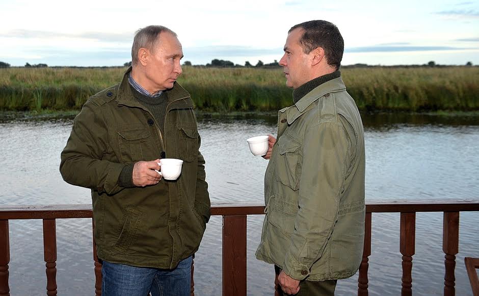 Putin və Medvedev Krıma gediblər