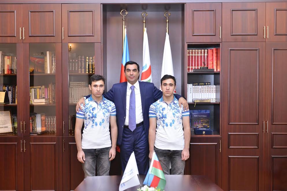 Əkiz qardaşlar Prezident təqa&uuml;d&ccedil;&uuml;s&uuml; oldu