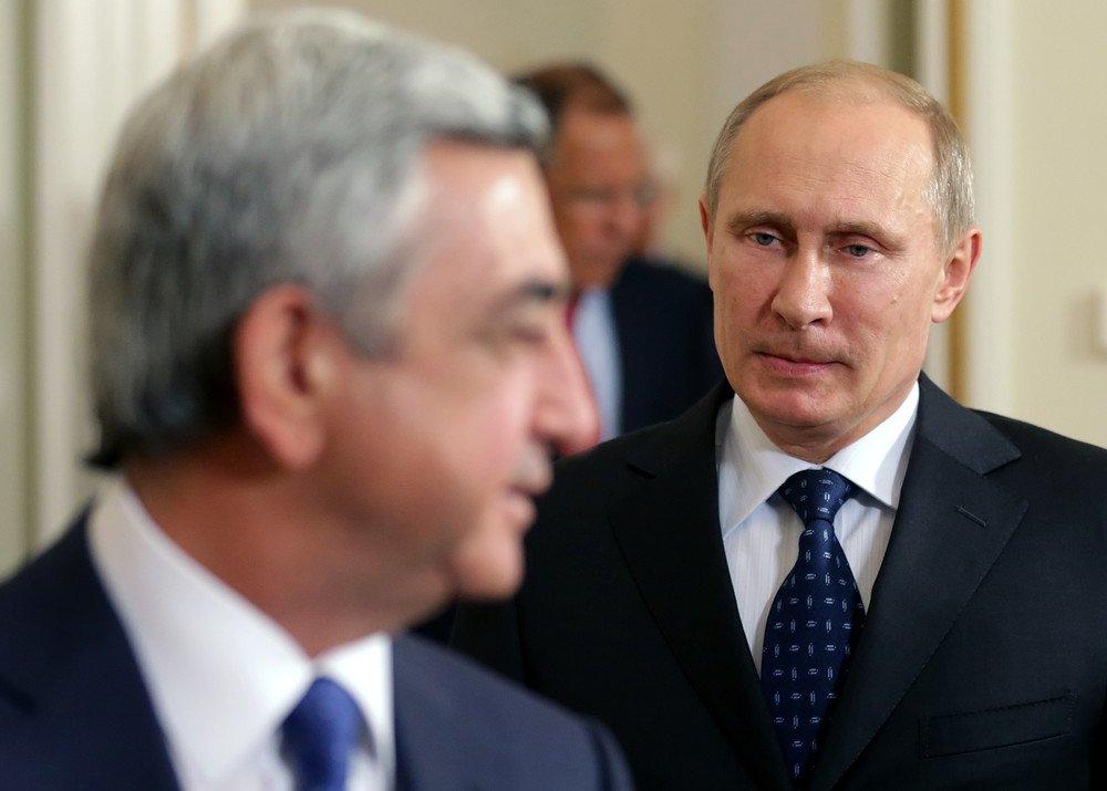 Putindən Sarkisyana miqrant QADAĞASI