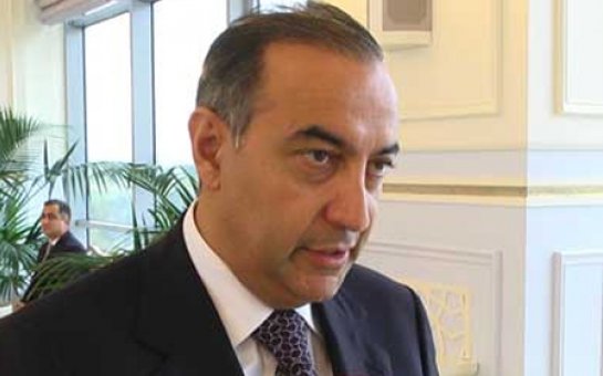 Nazir m&uuml;avinindən xarici həkimlər haqda A&Ccedil;IQLAMA