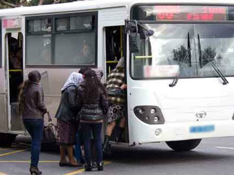 Bakıda avtobus s&uuml;r&uuml;c&uuml;ləri &uuml;&ccedil;&uuml;n niyə həmişə yaşıl işıq &ldquo;yanır&rdquo;?
