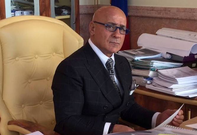 Xaricdəki məşhur iş adamı Azərbaycandakı referendumdan YAZDI  