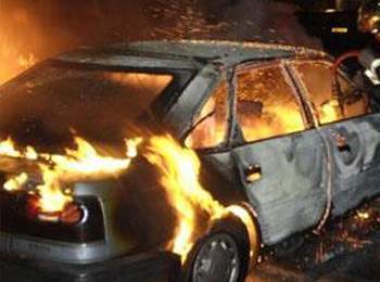 Qazaxda "Mercedes" yandı: 1 ölü