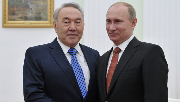 Putin Qazaxıstana gedir