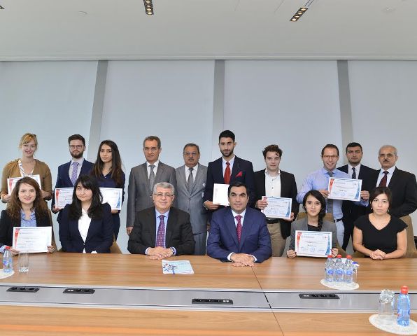 &ldquo;Bakı Yay Neft Məktəbi&rdquo; layihəsi başa &ccedil;atıb