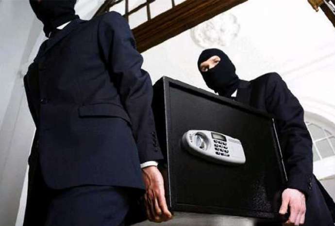 &ldquo;Cahan Holding&rdquo;in seyfini oğurlayanlar tutuldular  