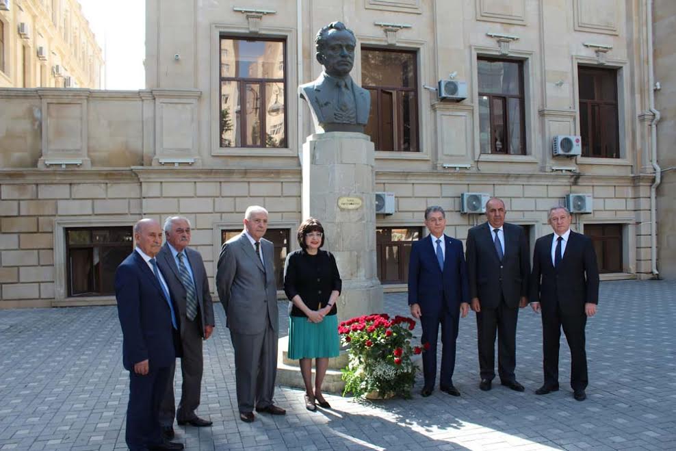 Bakıda Neftkimyası &uuml;zrə IX Beynəlxalq Məmmədəliyev Konfransı ke&ccedil;irilib