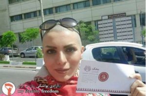 İranda qadınlar aksiyaya başlayıb - FOTOLAR 