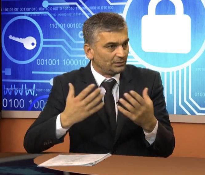 Baş redaktor sərbəst buraxıldı