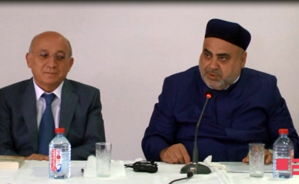 Allahş&uuml;k&uuml;r Paşazadə və M&uuml;bariz Qurbanlı İstanbula gedirlər  