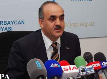 Səlim M&uuml;sl&uuml;mov: &ldquo;2700 ke&ccedil;miş bank iş&ccedil;isi iş axtarır&rdquo;