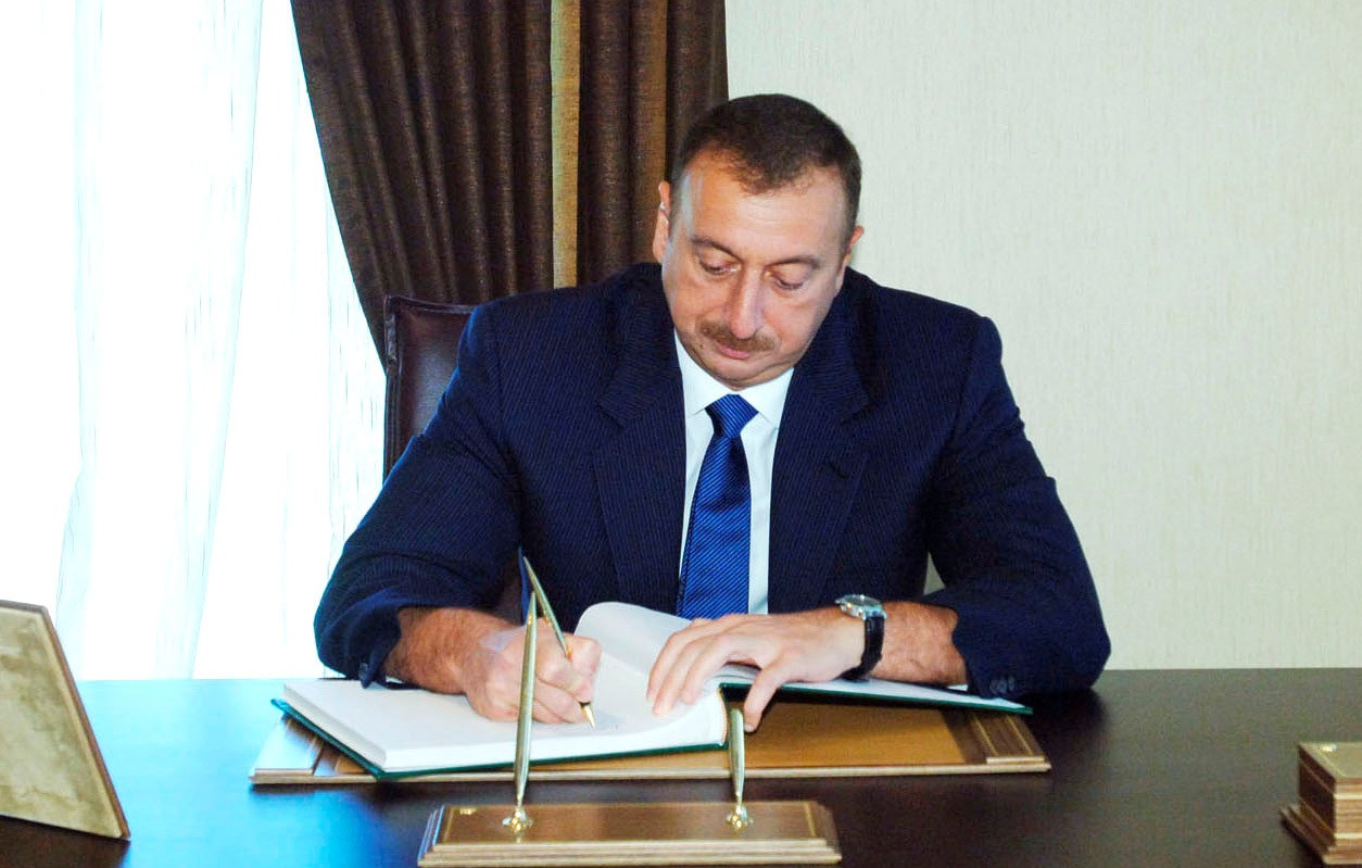 Referendum Aktının q&uuml;vvəyə minməsi barədə sərəncam verildi  