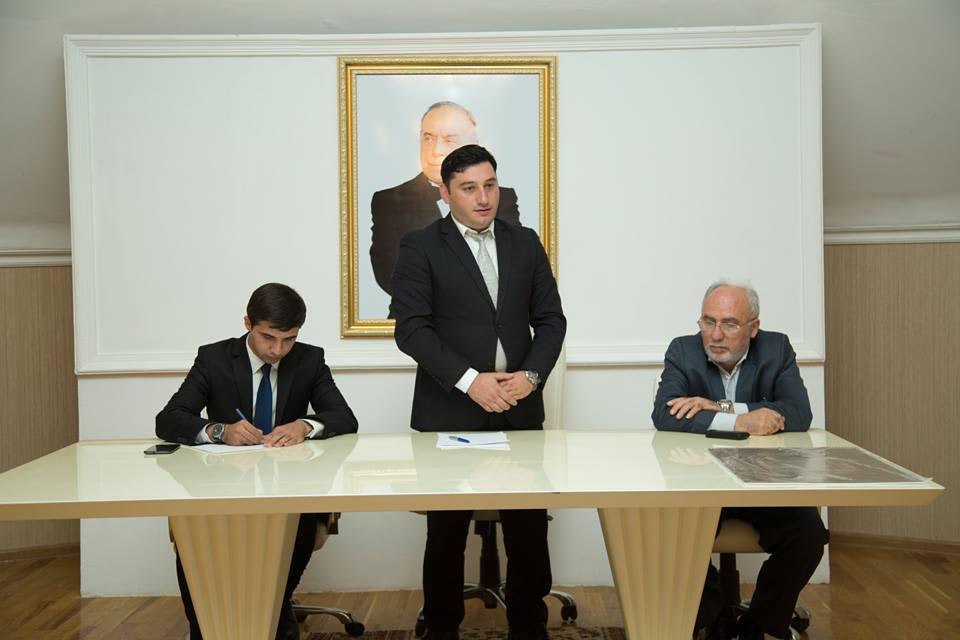Gəncə icra hakimiyyəti xal&ccedil;a&ccedil;ılıqla bağlı tədbir ke&ccedil;irdi
