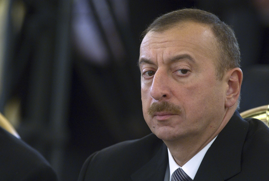 İlham Əliyev Rusiya təyyarəsinin vurulmasından DANIŞDI