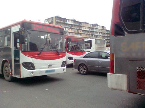 Agentlik avtobuslarda kameraların quraşdırılmasını tələb edir