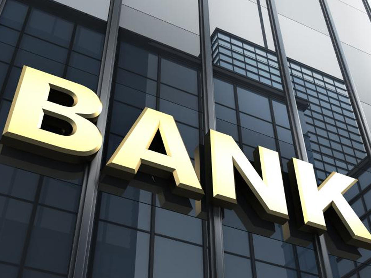 Bağlanan 10 bankın əmanət&ccedil;ilərinə nə qədər pul verilib?