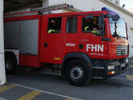 FHN Bakıda yağış sularında boğulan vətəndaşı xilas etdi