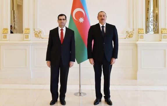 İlham Əliyev T&uuml;rkiyənin yeni səfirinin etimadnaməsini qəbul edib