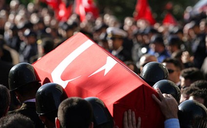 T&uuml;rkiyədə 2 hərb&ccedil;i şəhid oldu, 5-i yaralandı