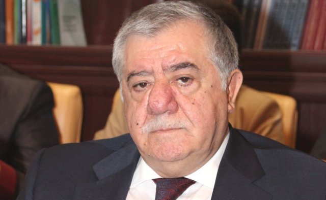 Abbas Abbasov siyasi fəaliyyətini dayandırdı