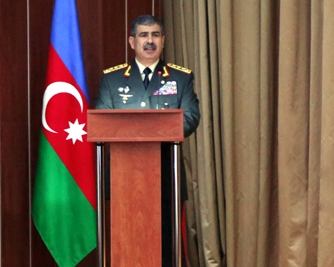 Zakir Həsəmov zabitlərə tapşırıqlar verdi  