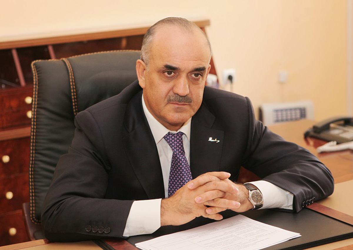 Səlim M&uuml;sl&uuml;movun 55 yaşı tamam olur