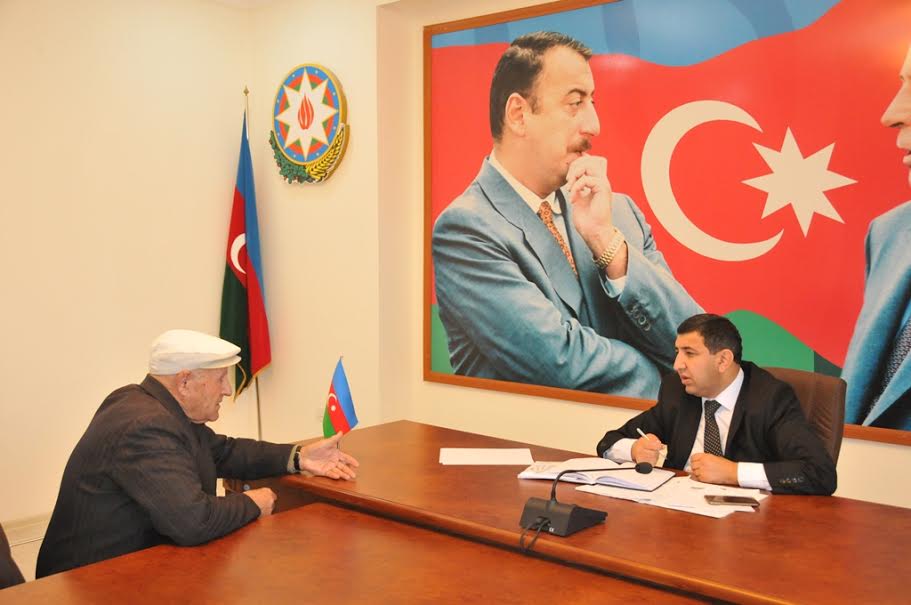 Cavid Qurbanov seçicilərin problemini diqqətdə saxlayır 