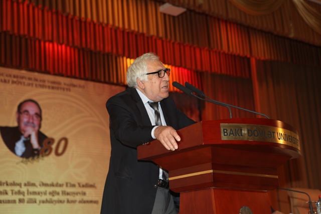 BDU-da Tofiq Hacıyevin 80 illiyi qed olunub  