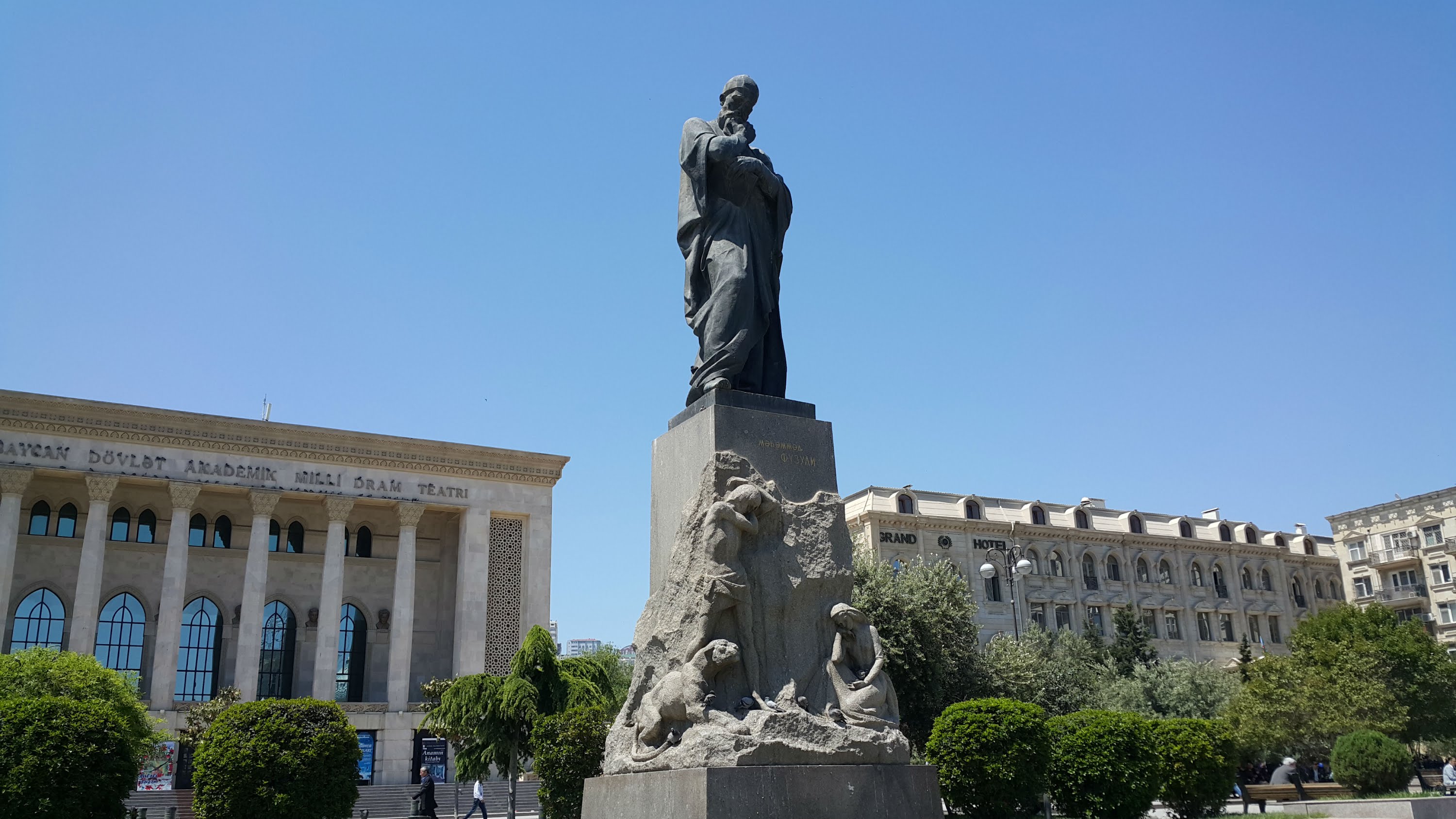 Bakıdakı məşhur Füzuli meydanı ləğv edilir