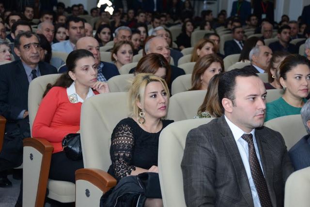 İlk TEDxUNEC konfransı keçirilib 