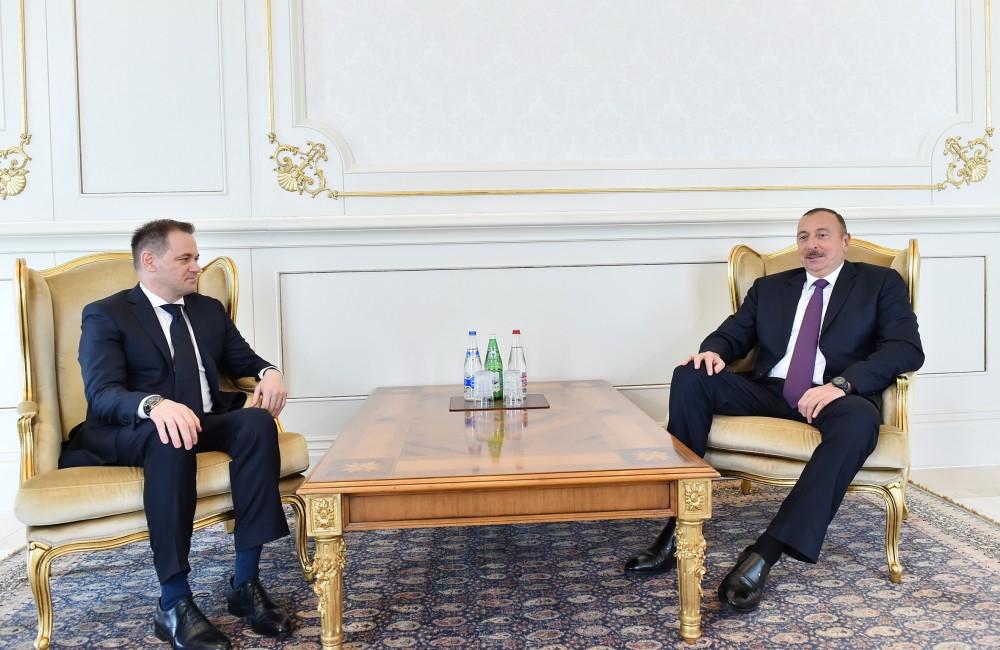 Prezident xarici səfirlərin etimadnamələrini qəbul edib