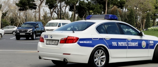 Bakıda yol polisinin rəisi tıxaca görə vəzifədən çıxarıldı