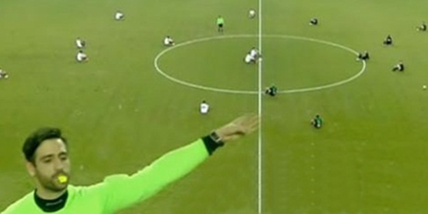 Yunanıstanda b&uuml;t&uuml;n futbol yarışları dayandırılıb