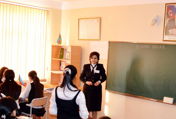 Müəllimlərin maaşı 40 faiz artacaq   