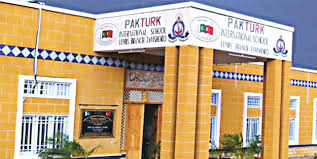 Pakistan G&uuml;lən məktəbinin m&uuml;əllimlərini &ouml;lkədən &ccedil;ıxarır