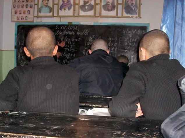Yetkinlik yaşına çatmayanlarla bağlı qanun dəyişdirilir