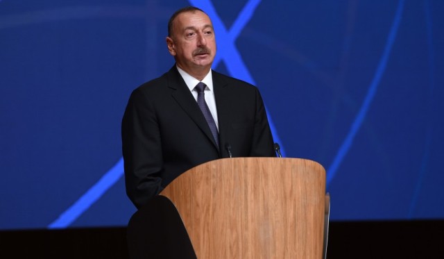 “Bəzən mediada oxuduqlarımız reallıqdan fərqlənir” - Prezidentin çıxışının TAM MƏTNİ