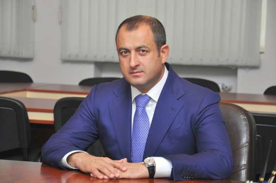 Millət vəkili mükafatlandırılıb