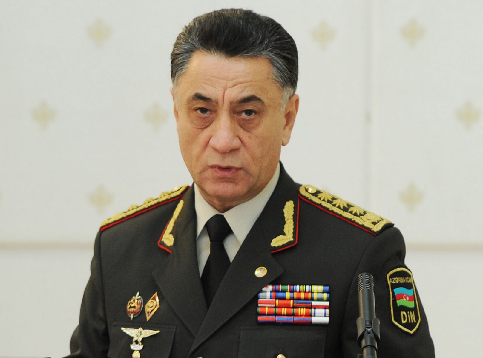 Ramil Usubov generalı təqaüdə göndərdi