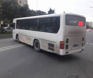Qayda pozan avtobus sürücüsü işdən QOVULDU