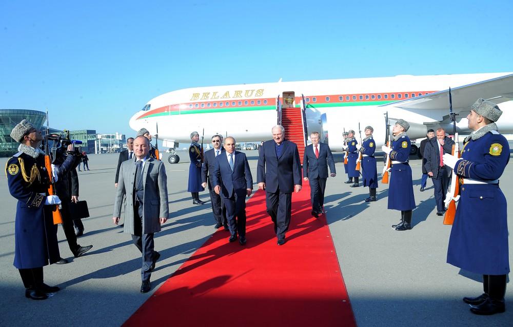  Lukaşenko Azərbaycana gəldi 