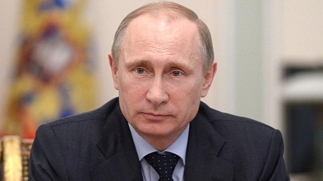 Putin akademikləri işdən qovdu  