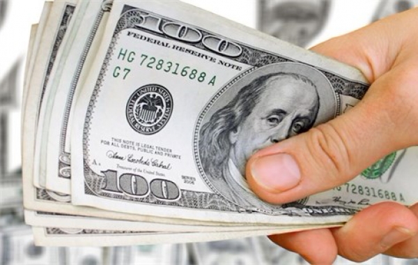 Dollar yenə bahalaşdı - Bu günün MƏZƏNNƏSİ  
