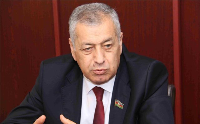 Deputat Rəqabət Məcəlləsinə görə hökuməti tənqid etdi