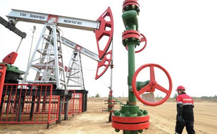 UNEC-in proqnozu: "Azeri Light" 98 dollaradək bahalaşacaq