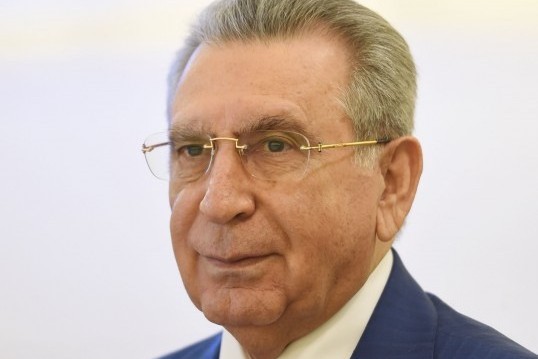 “Onlar dövlətə xəyanət ediblər” - Ramiz Mehdiyevin MƏQALƏSİ