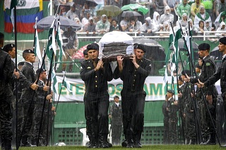 Təyyarə qəzasında futbolçularını itirən komanda kubokun qalibi oldu