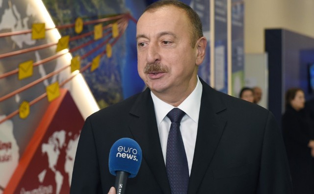 İlham Əliyev: “Yaxın illərdə iqtisadiyyat neft və qazın hesabına yüksəlməyəcək”  